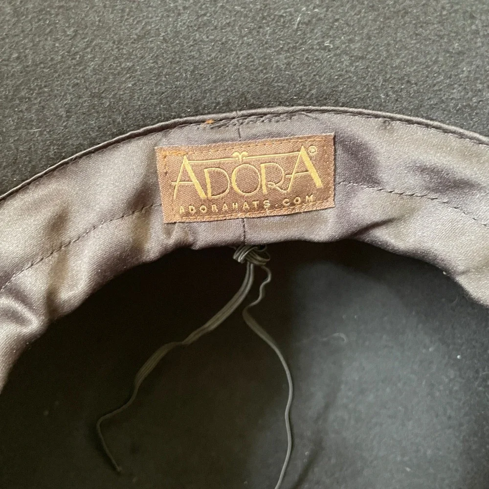 VINTAGE‎ ADORA 100% WOOL BLACK FEDORA WITH BOW ACCENT